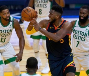 500万彩票网-三大中锋全部伤退 被迫回归极致五小勇士再遇困境